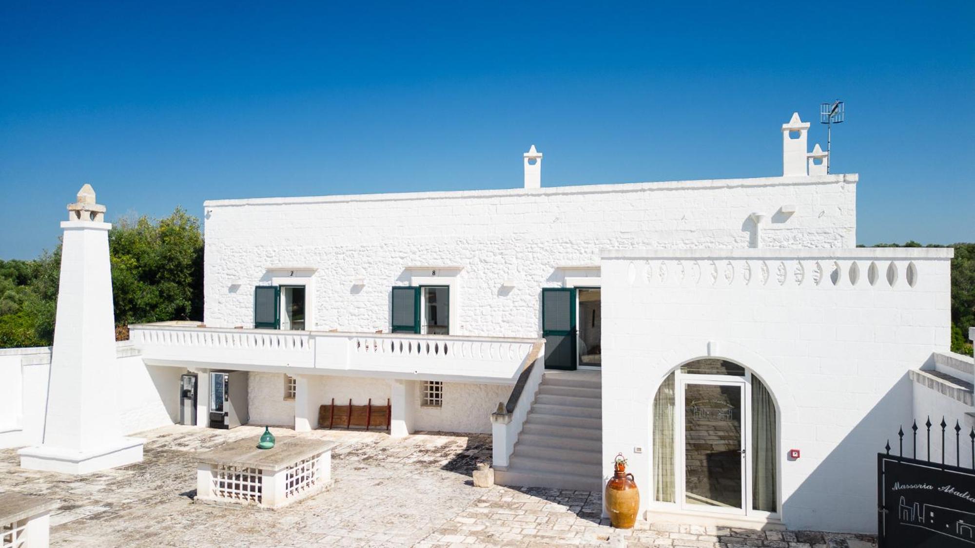 Masseria Abadia Uno Ostuni Luaran gambar