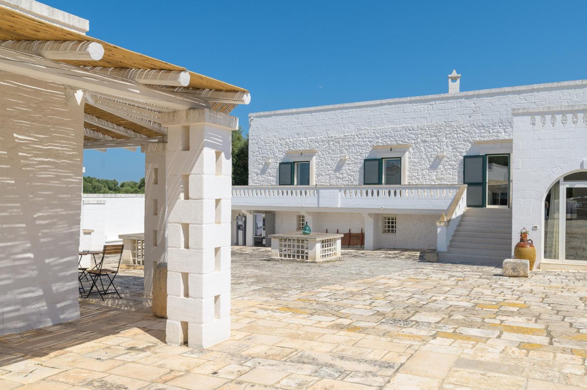 Masseria Abadia Uno Ostuni Luaran gambar